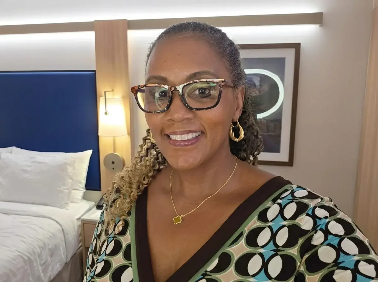 Yolanda — Certified Cruise Specialist and founder of Travelholics